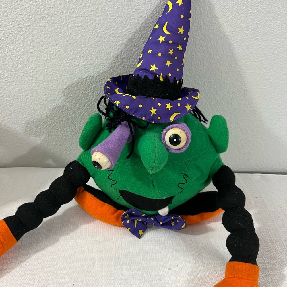 Vintage Gemmy witch‎ talks!